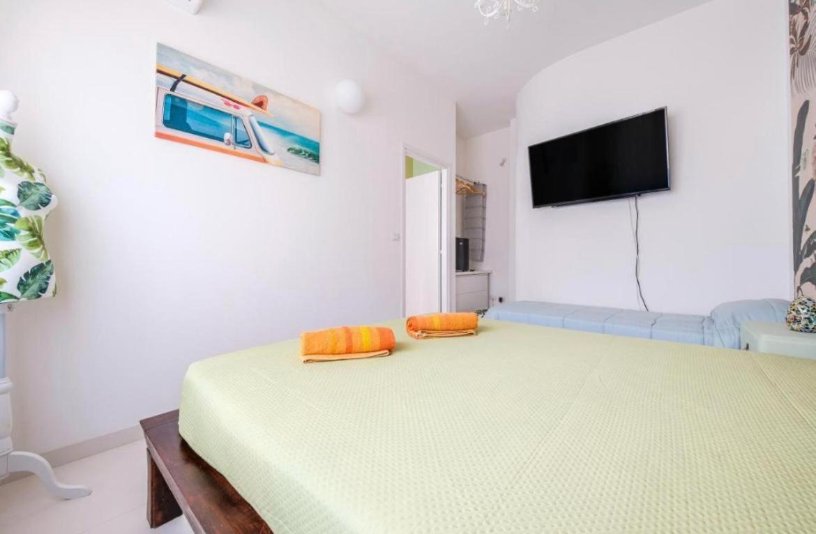 Bed and Breakfast Casa Luce Milazzo Exterior foto